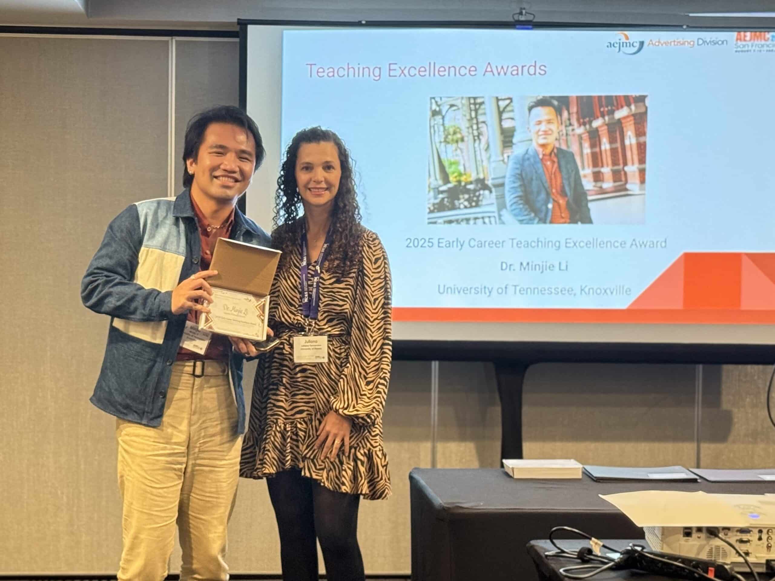 Associate Professor Minjie Li being recognized with the Early Career Teaching Excellence Award from the Advertising Division of the Association for Education in Journalism and Mass Communication (AEJMC)